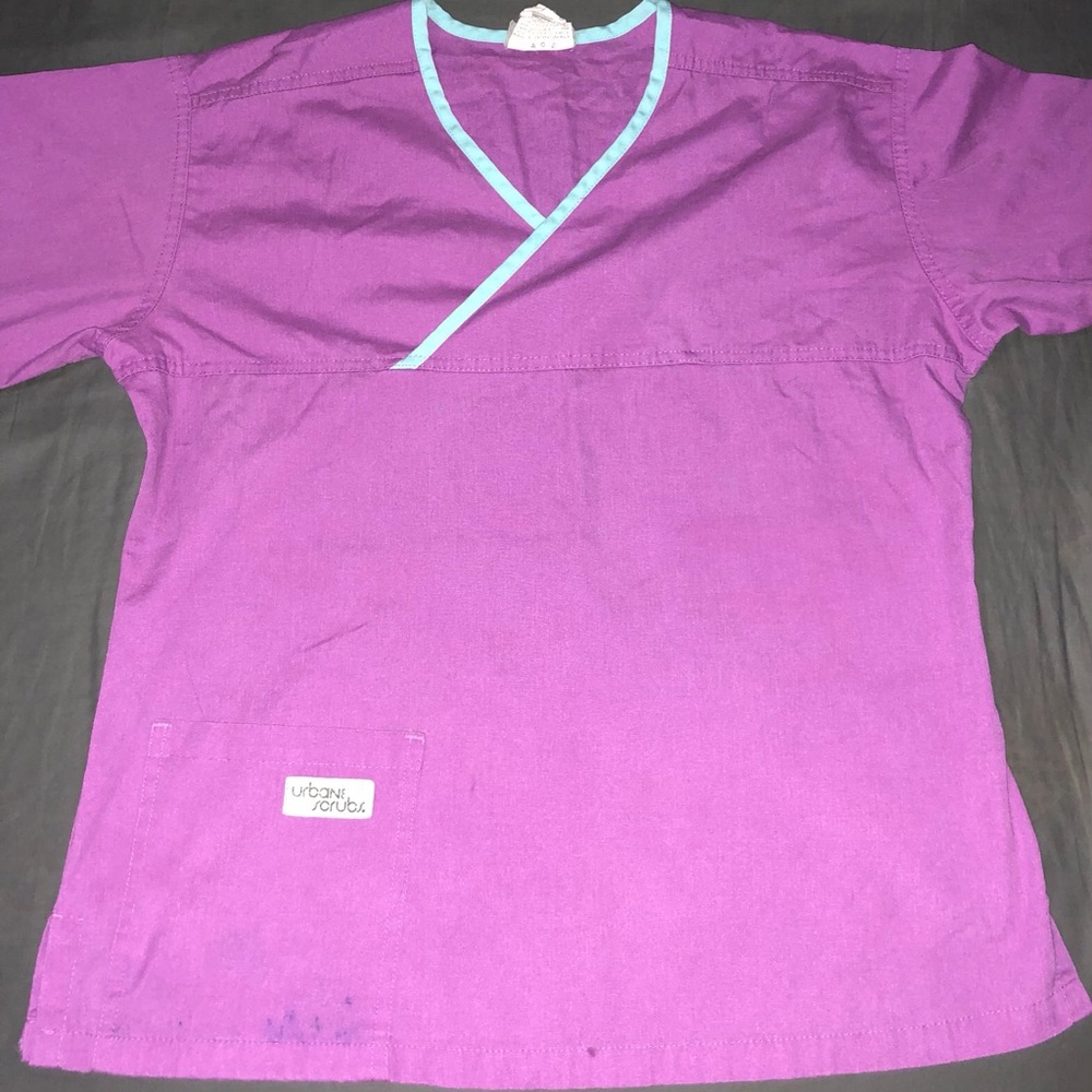 Urbane scrub top - Medium